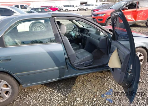 2000 Toyota Camry Le из США, поврежденный, VIN JT2BG22KXY0455635